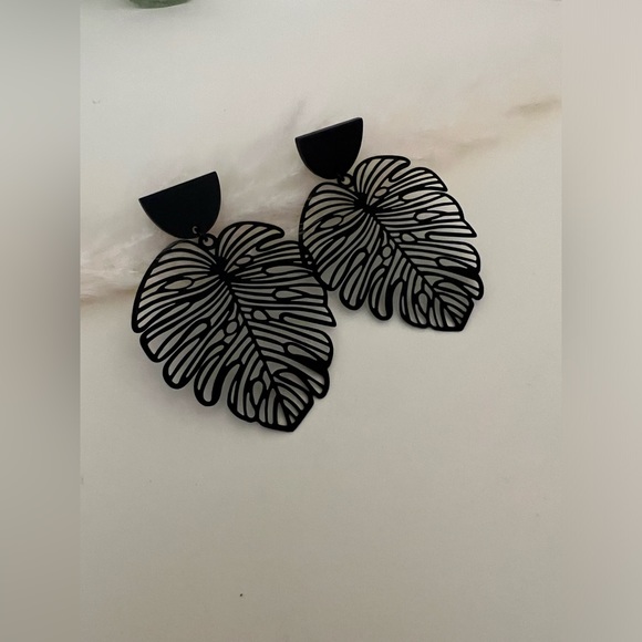 Classic Black Leaf Statement Earrings - Large Bohemian Dangle Earrings - Picture 1 of 12